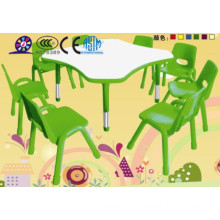 Plastiktisch und Stuhl für Kinder